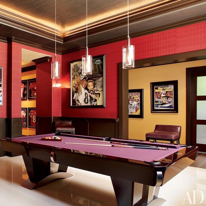 How to decorate a small pool table room