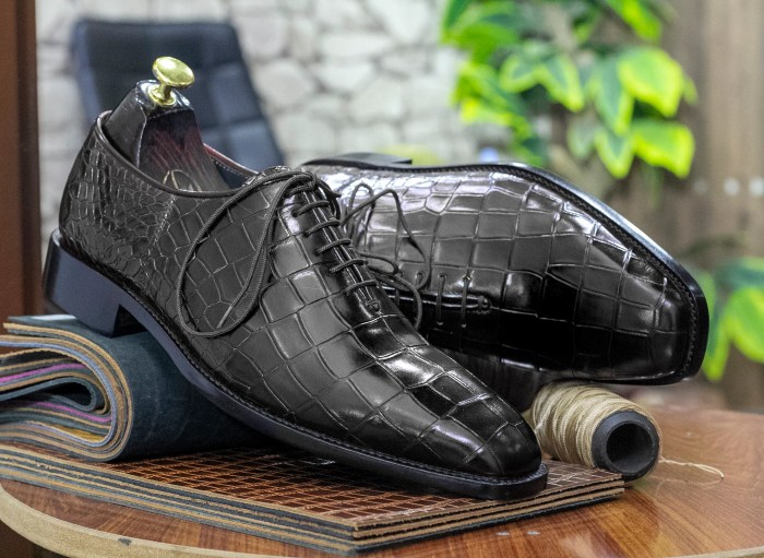 Mens crocodile skin dress shoes